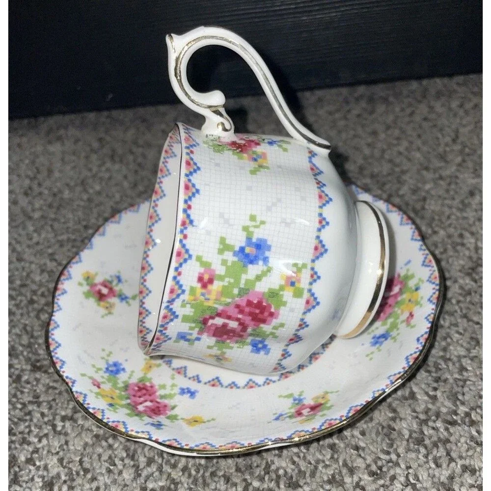 Royal Albert vintage royal